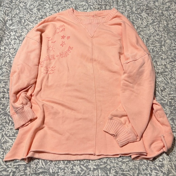 aerie Sweaters - Aerie Peach Summer Themed Crewneck Sweater